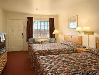 Motel Upper & Upper Lake